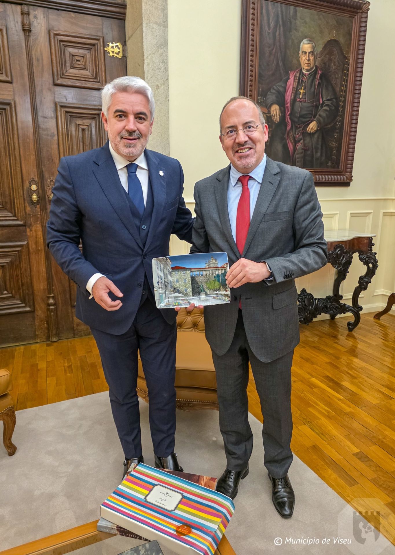 Autarca de Viseu recebe Governador do Banco de Portugal